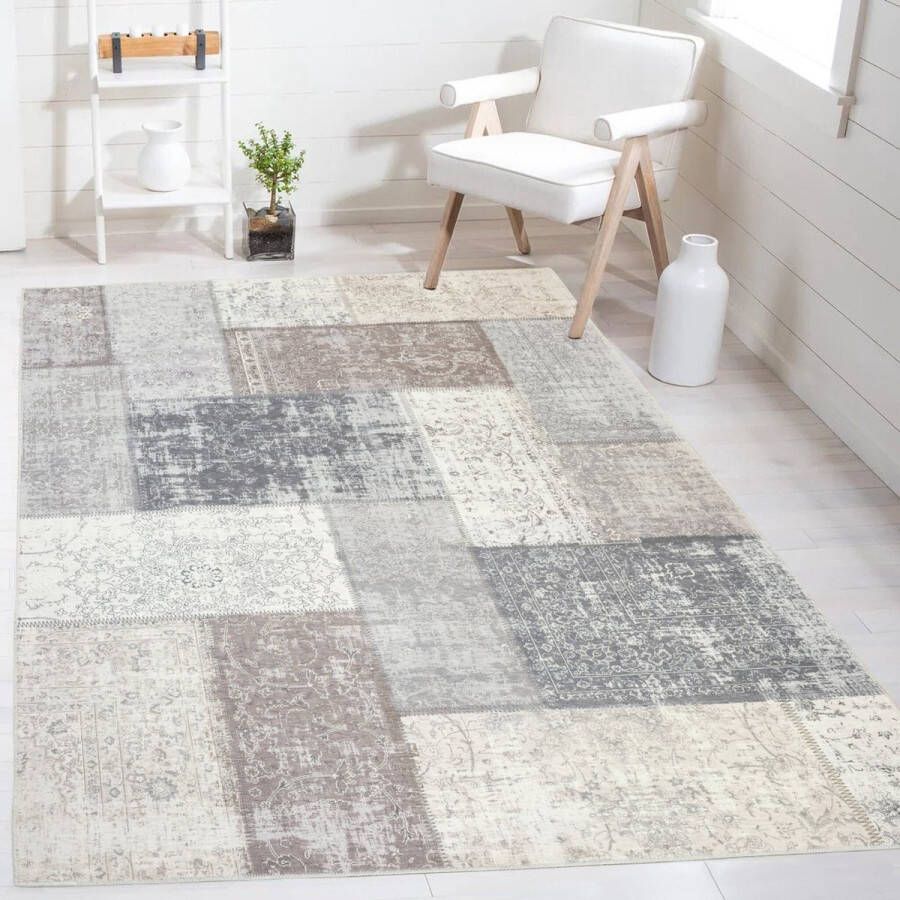 Flycarpets Burano Vintage Patchwork Vloerkleed Grijs Taupe Laagpolig Tapijt 200x290 cm