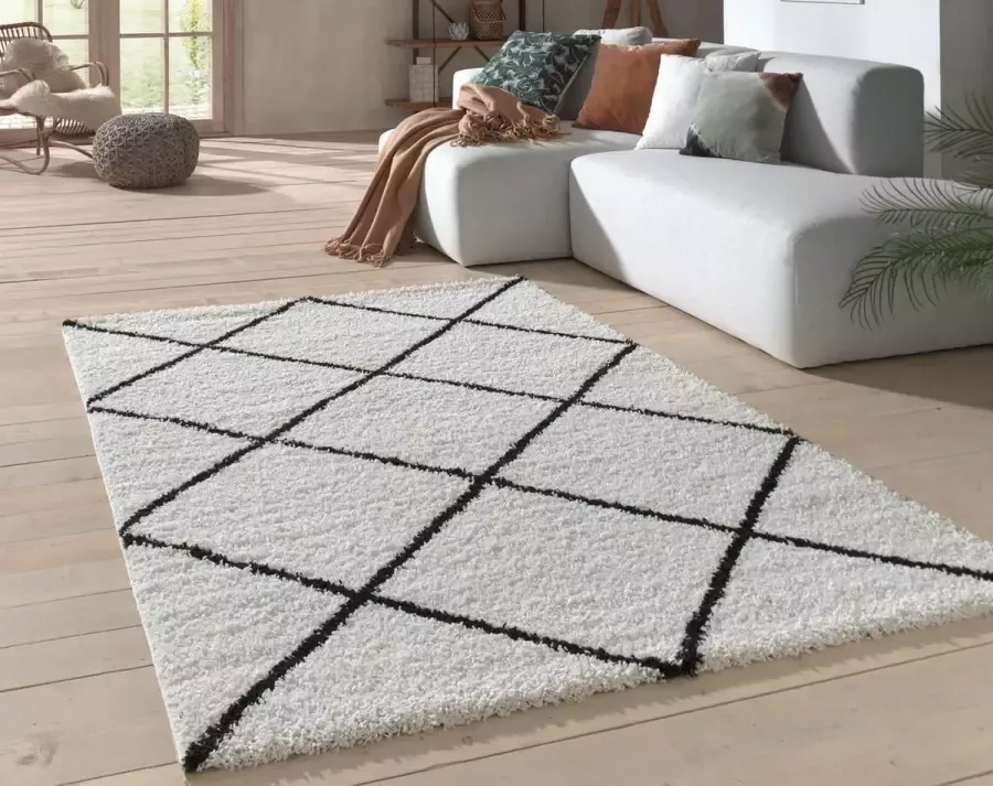 Flycarpets Candy Diamond Vloerkleed 200x290cm Crème Zwart Geruit Hoogpolig