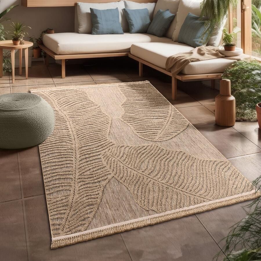 Flycarpets Colinna Jute look Binnen en Buitenkleed Beige 120x160 cm Laagpolig Vloerkleed Buiten Blader motief Tuinkleed Tuintapijt