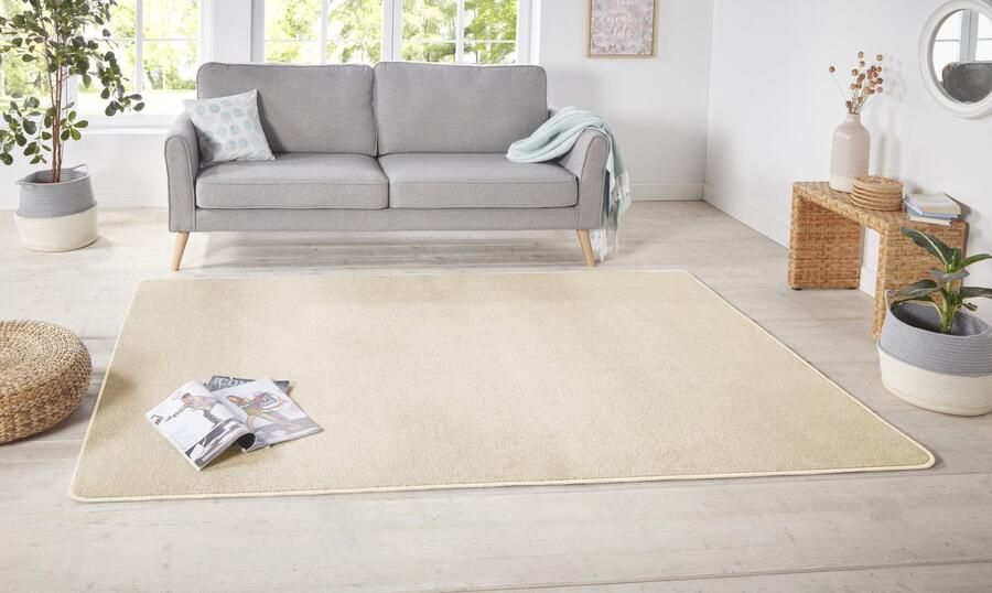 Flycarpets Laagpolig Effen Uni Vloerkleed Nasty Creme 140x200 cm