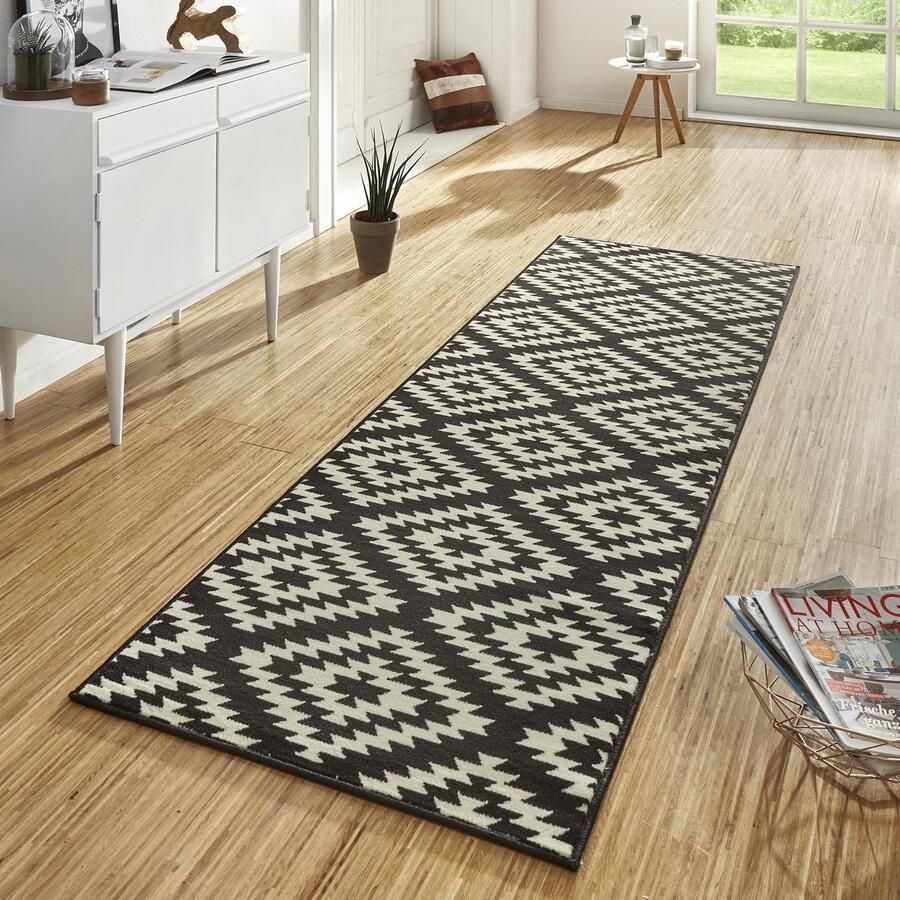 Flycarpets Loper laagpolig Nordic Designer Velours Zwart 80x450 cm