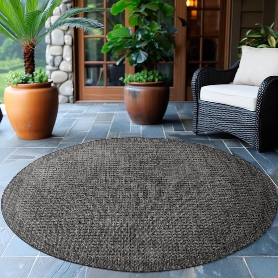 Flycarpets Riza Rond Binnen & Buitenkleed Zwart Laagpolig Tuintapijt Kader Motief 160 cm