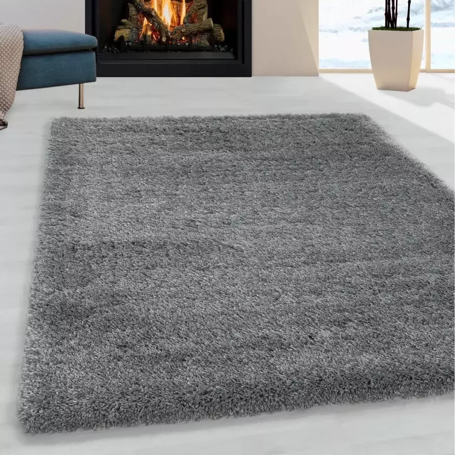 Flycarpets Fycarpets Luna Vloerkleed Luna 200x290cm Lichtgrijs Hoogpolig