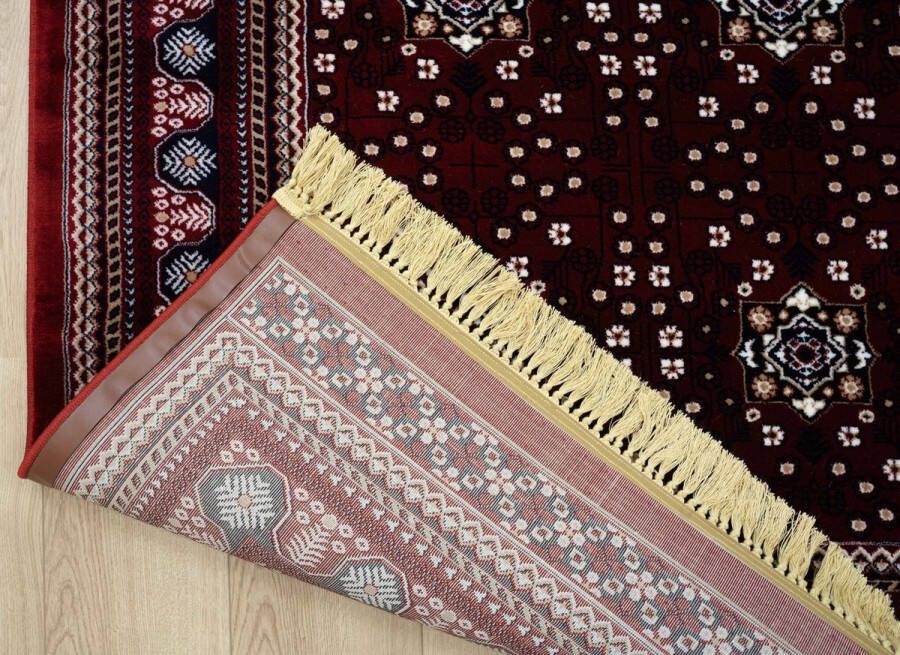 Flycarpets Isfahan Klassiek Oosters Medaillon Vloerkleed Rood 240x340 cm