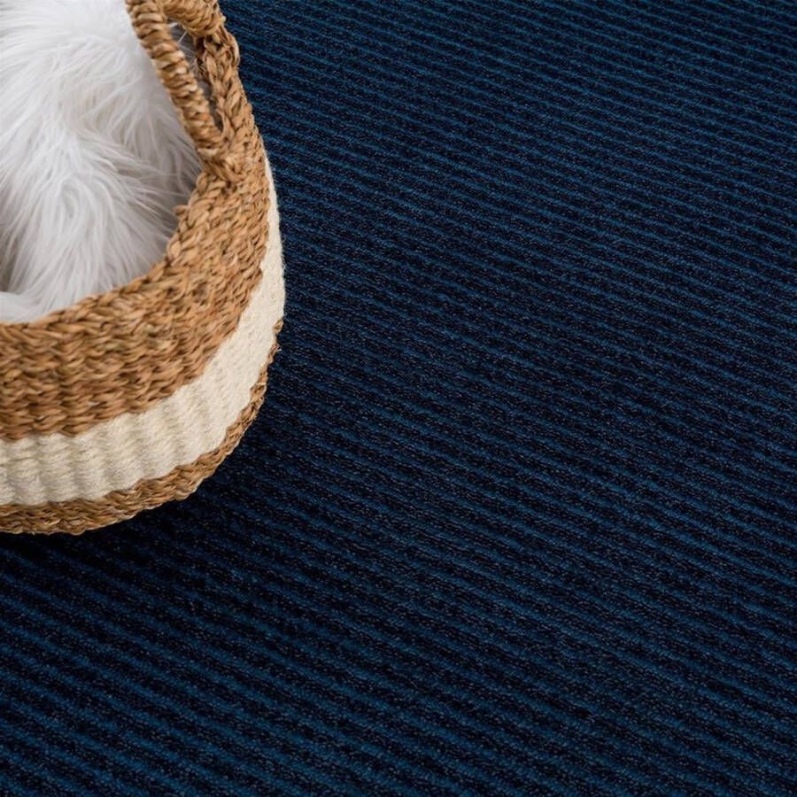 Flycarpets Junius Modern Effen Motief Vloerkleed Gestreept Blauw 80x150 cm Loper voor in de gang keuken of slaapkamer Laagpolig