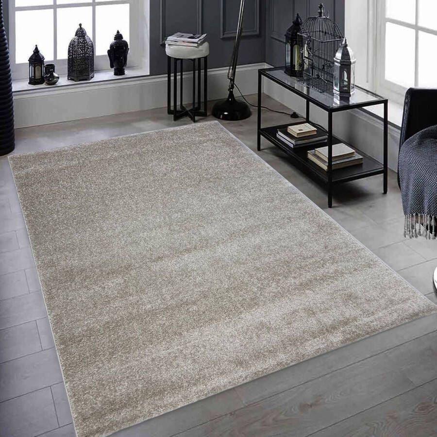 flycarpets PIETRO MODERN BEIGE VLOERKLEED EFFEN