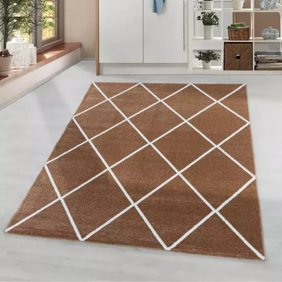 Flycarpets Sara Modern Koper Vloerkleed Geruit Laagpolig Tapijt Voor binnen -80x150 cm