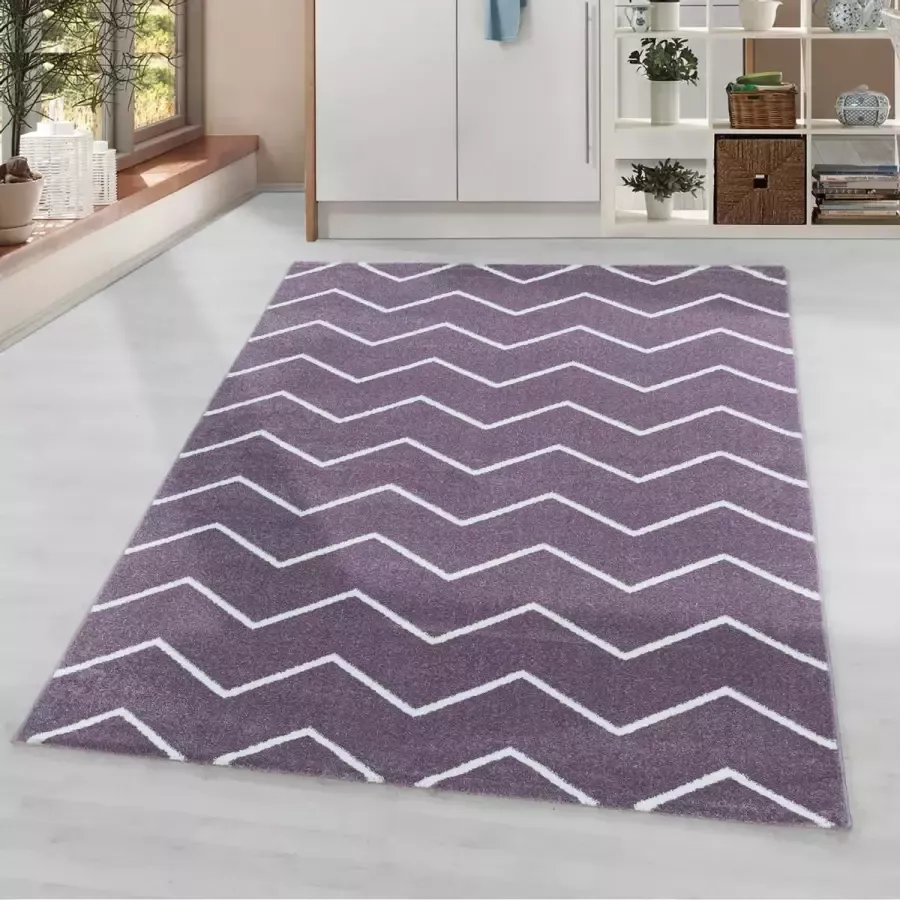 Flycarpets Sara Modern Paars Vloerkleed Zigzag Design Laagpolig Tapijt Voor binnen -140x200 cm