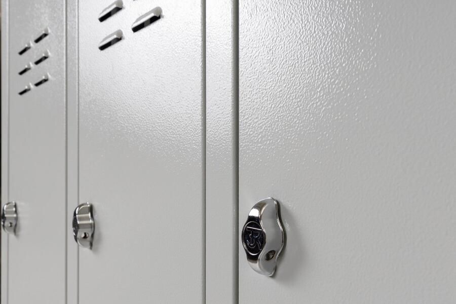 Furni24 Garderobekast lockerkast garderobekast breedte 40 cm halve deuren 180 cm x 120 cm x 50 cm grijs