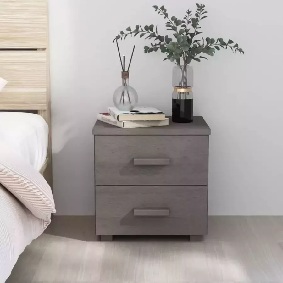Furniture Limited Nachtkastje HAMAR 40x35x44 5 cm massief grenenhout lichtgrijs
