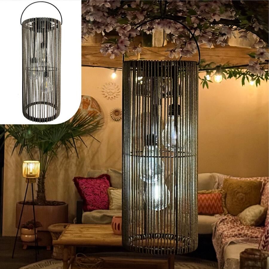Gadgy Solar Tuinverlichting op Zonne-energie – Rotan Lantaarn voor Buiten – Hanglamp of Tafellamp – Spatwaterdicht – Sfeerverlichting voor Tuin Balkon of Terras Donker Bruin – Ø17 x 41 cm – Dag Nacht Sensor