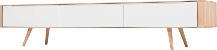 Gazzda Ena lowboard houten tv meubel whitewash 225 x 42 cm