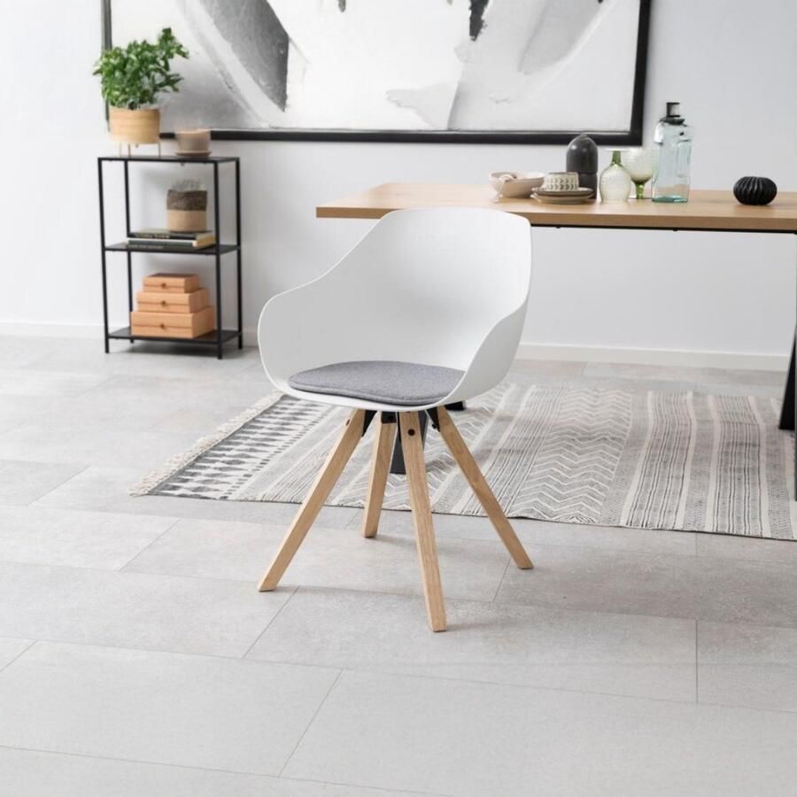 Giga Living Eetkamerstoel Yorna Lichtgrijs Stof Zithoogte 48 5cm Set van 2