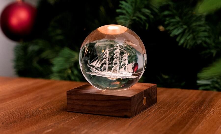 Gingko Design Gingko Amber Crystal Ball Night Light Sailing Boat Zeilboot