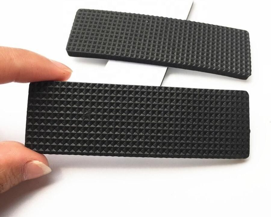 Go Gadget Zelfklevende meubelonderzetters Vierkant Anti slip Anti-kras vilt Rubber stoel beschermer Zwart Beschermvilt Plakvilt 14.5*4.5cm 1 set van 2 stuks