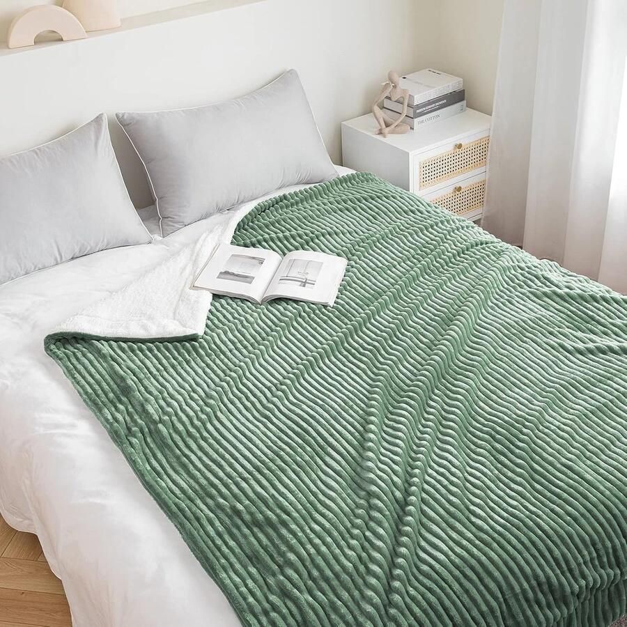 Goodivery Knusse Deken voor Bank Bed en Woonkamer in Matcha Groen 125 x 150 cm