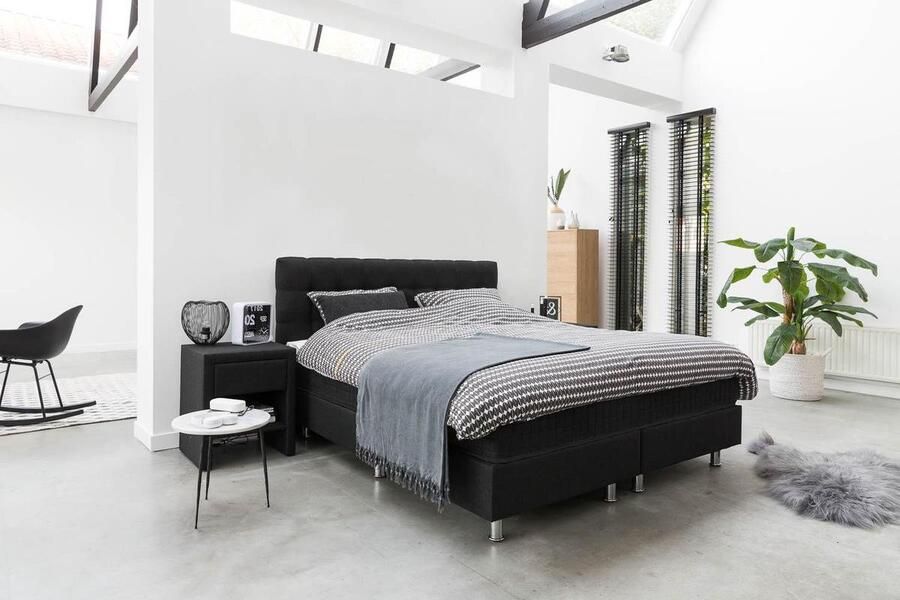 Goossens Basic Boxspring Compleet Bjorn 180 x 200 cm box (= 2x 90x200cm) 1x matras gestoffeerd pocketvering 1x matrastopper gestoffeerd