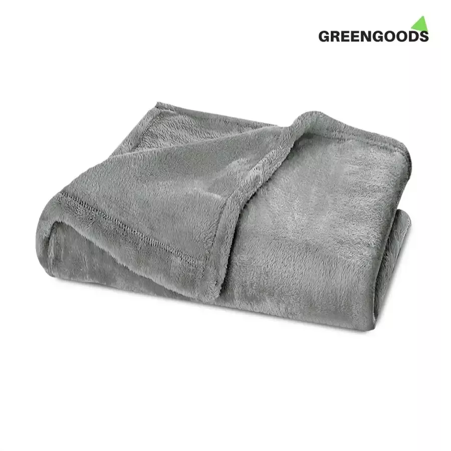 GREENGOODS Fleece Deken (150 X 200 CM) Licht grijs Fleece plaid Fleece deken Fleece deken grijs Warmte deken Dekentjes fleece Deken fleece Dekentjes bank Dekentje zacht