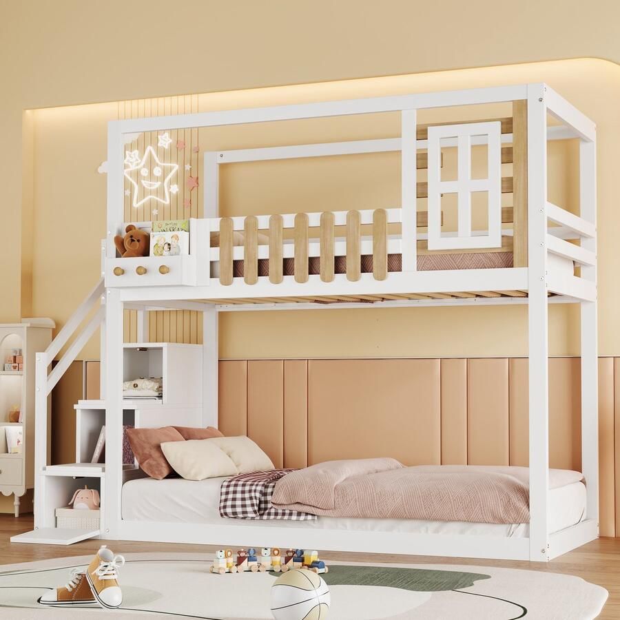 Gutent Kinderstapelbed Wit (zonder matras) 90x200 cm met trap Raam en Plankenbak Grenen frame 3 kastjes op de trap met veiligheidsdeur