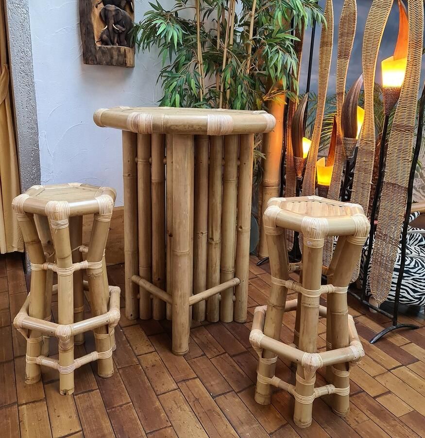 Happy Bamboo Bamboe bartafel of bamboe Statafel: mooie ronde bar voor in huis in de serre of buiten. Nog 3 stuks over!