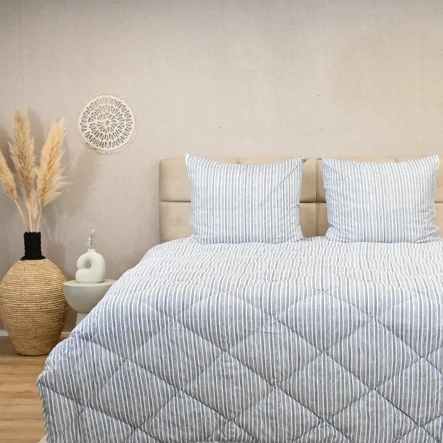 Happybed All year dekbed enkel 160x200 Twijfelaar dekbed Wasbaar dekbed zonder overtrek Bedrukt dekbed zonder hoes Hoesloos Dekbed met Print Microvezel Blue Stripes