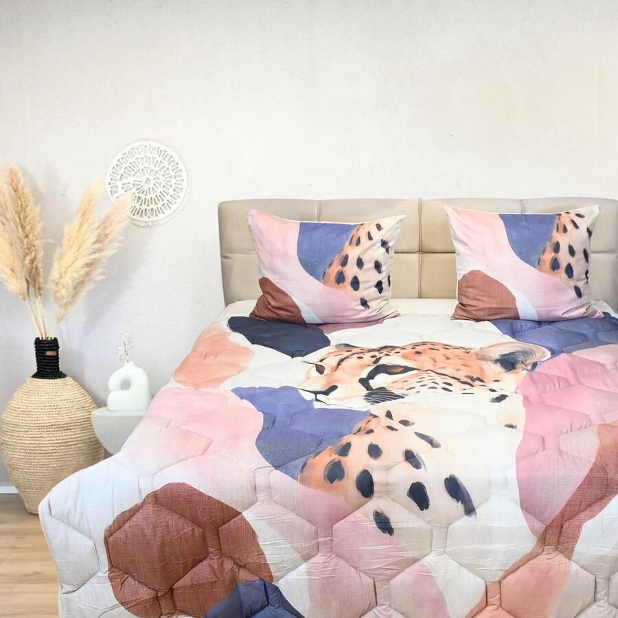 Happybed All year dekbed enkel 160x200 Twijfelaar dekbed Wasbaar dekbed zonder overtrek Bedrukt dekbed zonder hoes Hoesloos Dekbed met Print Vivid chase