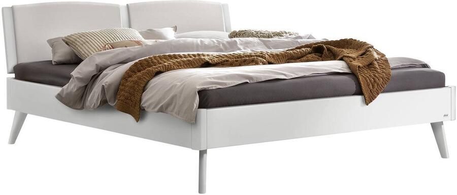 Hasena Lounge Fabro bedframe massief hout gestoffeerd hoofdbord