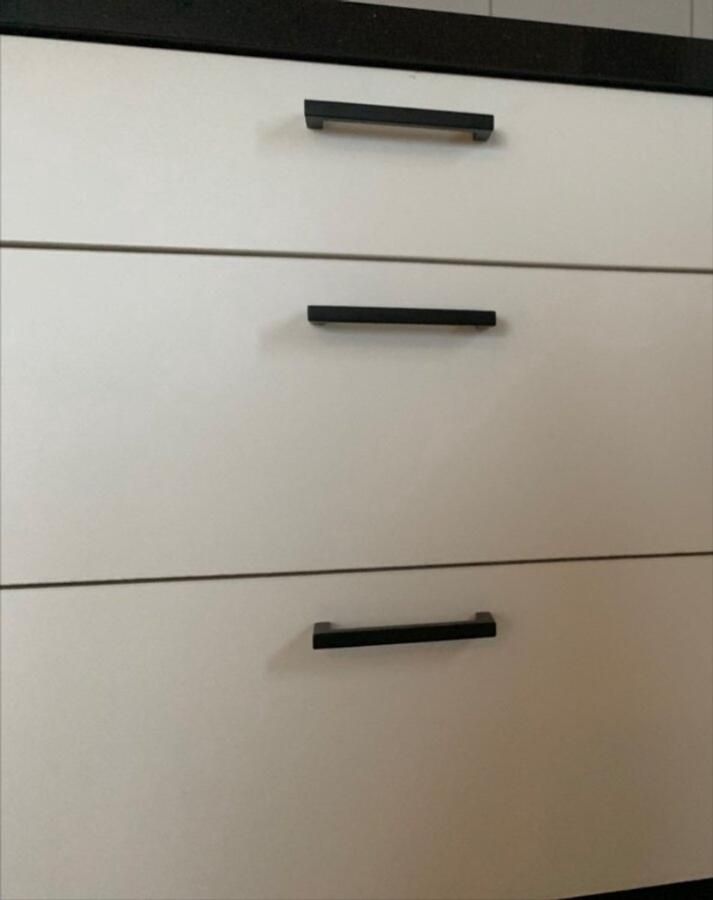 Heble *** Zwarte Rechthoek Handgreep 128 mm Hartafstand Voor Kasten Keukens Lades en Deuren Stijlvolle Keukengreep Multifunctionele Meubelgreep Deurgreep van ***