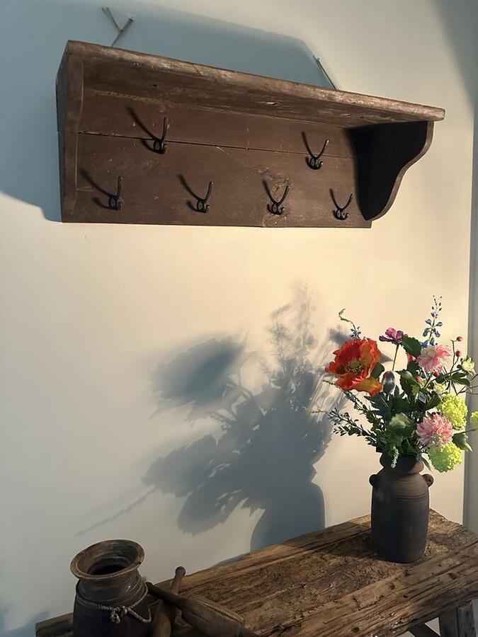 Het oude gebint Houten landelijke kapstok wandkapstok Rustieke Houten Wandkapstok – Landelijke kapstok