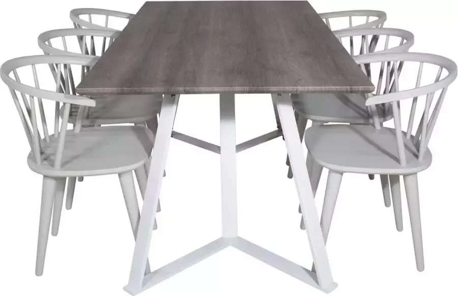 Hioshop MarinaGRWH eethoek eetkamertafel grijs en 6 Bullerbyn eetkamerstal lichtgrijs.