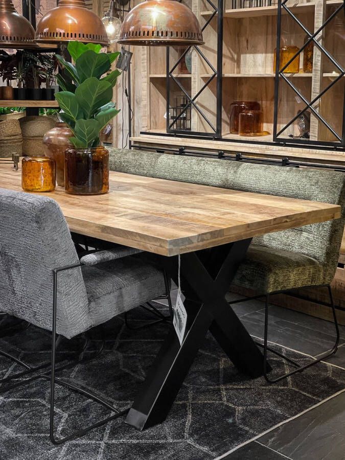 Homebound by Kolony HomeBound by KY Mango eettafel met metalen x-poot eettafel