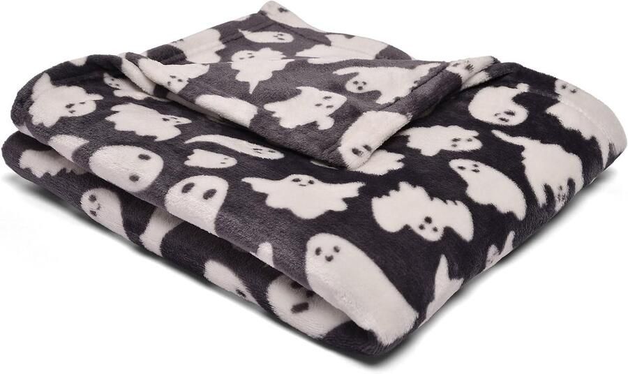 Homery • Halloween Fleece Deken – 120 x 150 cm – Zwart – Superzachte Knuffeldeken – Griezelige Geesten – Voor Bank Bed & Halloween-decoratie