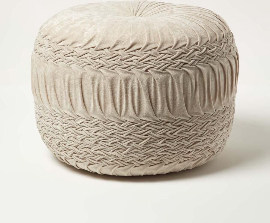 Homescapes Sofia – poef van gevlochten en geplooid fluweel – crèmewit 50x35 cm