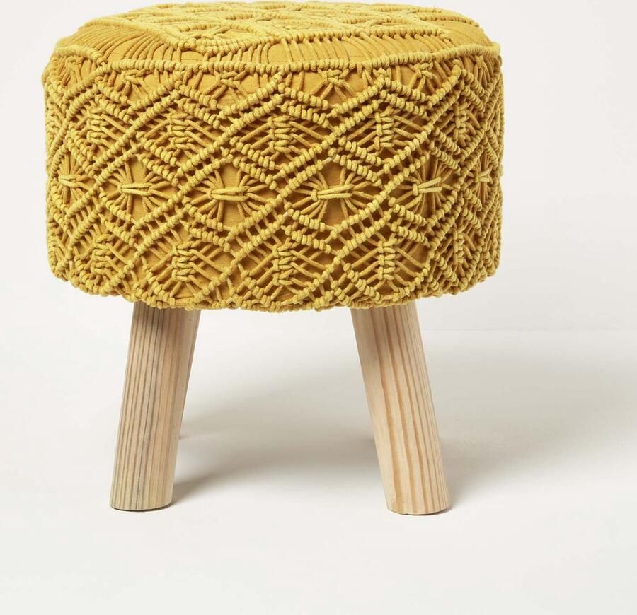 Homescapes Willow – Macrame kruk rond met houten poten – goudgeel 43 cm hoog