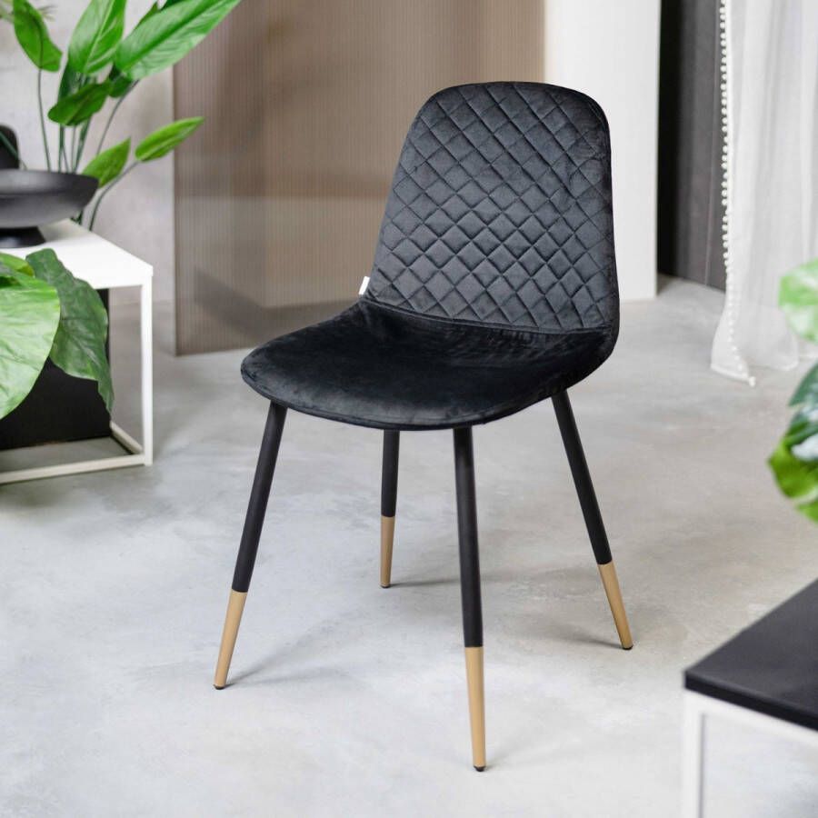 Homla Noir velours stoel woonkamerstoel eetkamerstoel gestoffeerde stoel fauteuil met rugleuning keukenstoel met modieus design zwarte en gouden poten zwart 44x52x85 cm
