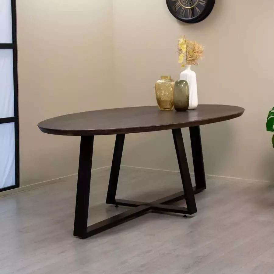 HUUS Ovale eettafel Nina Gelakt Mangohout eettafel voor binnen 260x130x76 cm