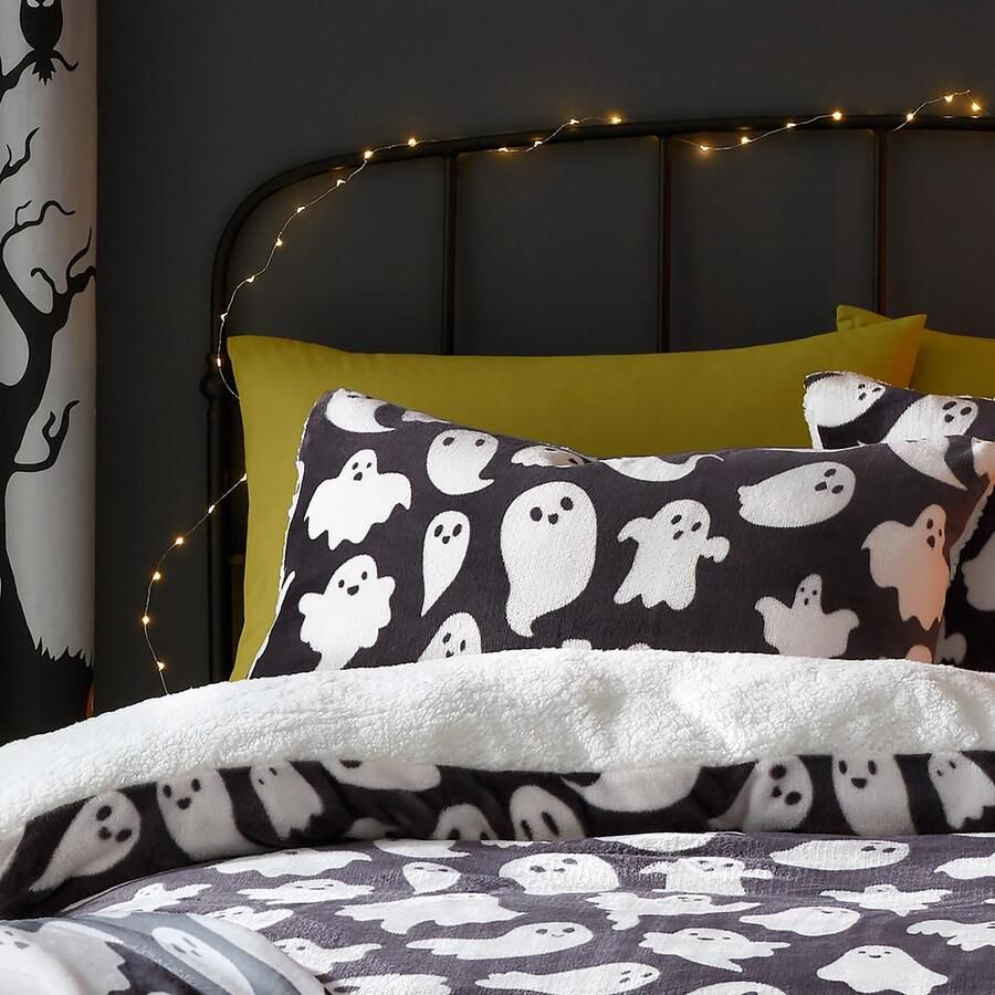Ibenzoa Knus en Zacht Halloween Fleece Beddengoed met Schattige Geesten voor Eenpersoonsbed Omkeerbaar Design