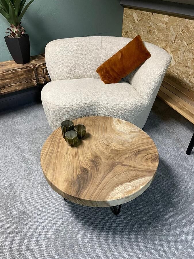 Ikmaakmethout.nl Suar Salontafel rond 70cm doorsnee 6cm dik boomstamtafel