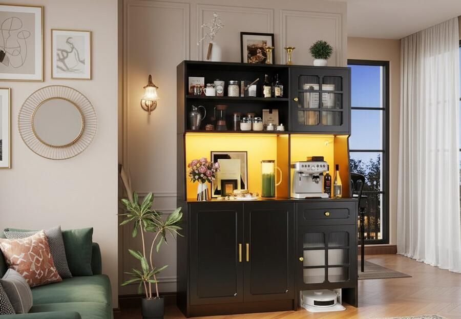 Industrial-Home Elegance XL Zwarte Hoge Keukenkast 130x45x180 cm – Dressoir met Glazen Deuren Kleurwisselende LED-Verlichting en Slimme Opbergruimte voor Robotstofzuiger – Multifunctionele Kast voor Keuken en Woonkamer