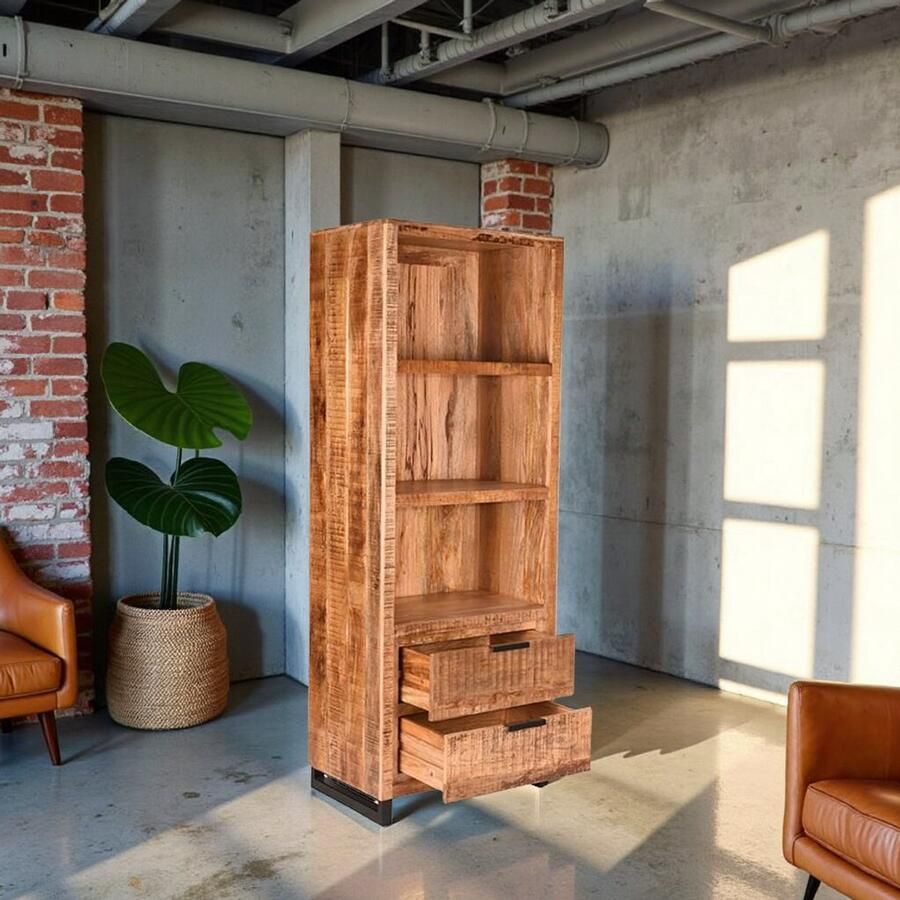 Industrialhome Boekenkast Edinburgh 70x45x185 cm – Industriële Ruwe Mangohouten Kast met Zwart Metalen Sledepoot – Handgemaakt & Duurzaam