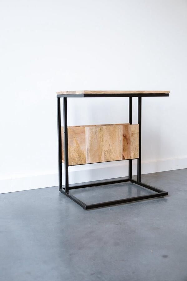 Industrieel In Huis Luxe Bijzettafel voor over de bank (EXTRA BREED) Mangohout en Staal 45x60x69cm Banktafel Laptoptafel bijzettafel Laptop Table Laptop Tafel Schoottafel Bedtafel Bank laptoptafel Banktafeltje Bijzettafeltje (69cm hoogte)