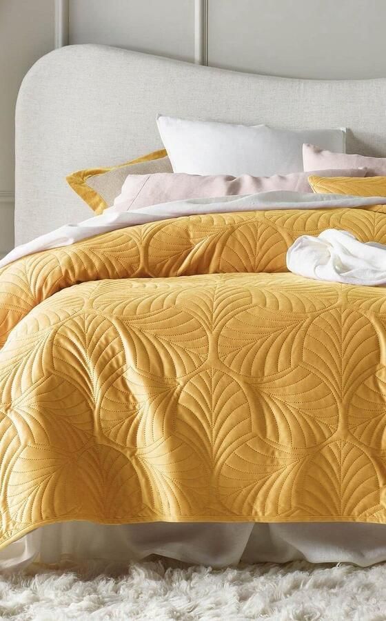 Inovra Stijlvolle en Elegante Bedsprei in Mosterd 240 x 260 cm voor Bed en Bank