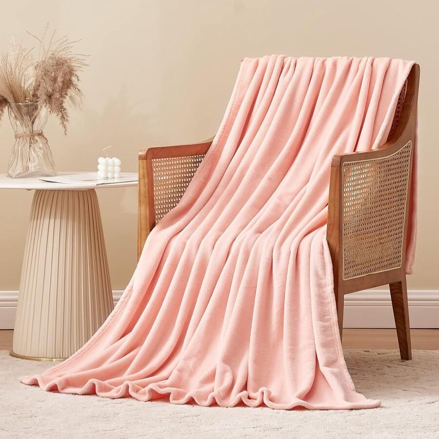 Inovra Warme en Zachte Roze Fleece Dekentje voor Winter en Bank 130 x 150 cm