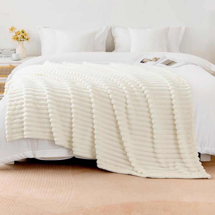 Inovra Zachte en Fluffy Microvezel Deken voor Bed Bank en Kantoor 125 x 150 cm Wit