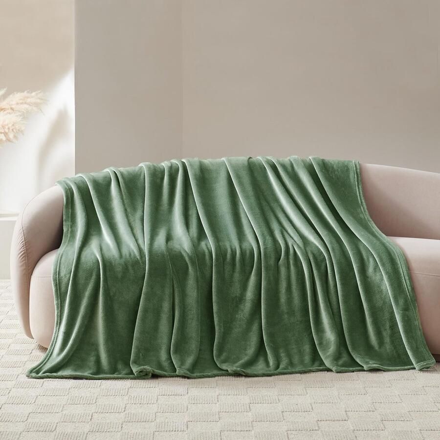 Inovra Zachte en Luxe Groen Flanellen Deken voor Bank en Bed 220 x 240 cm