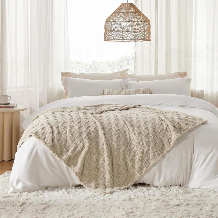 Inovra Zachte en Warme Fleece Deken met Geruit Patroon voor Bank en Bed Beige 150 x 200 cm