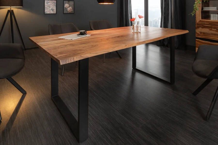 Interieurs online Massief houten eettafel MAMMUT 180 cm wild acacia industrieel design tafelblad 2 6 cm