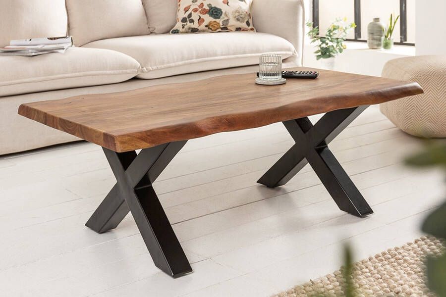 Interieurs online Massieve boomstam salontafel MAMMUT 110cm Acacia Honing afwerking zwart X-frame