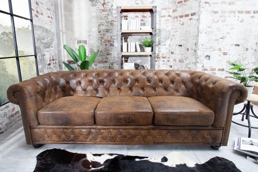 Invicta Interior Chesterfield 3-zitsbank 205cm antiekbruin met knoopstiksel en veerkern 17382