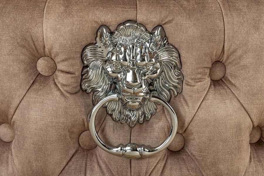 Invicta Interior Chesterfield Stoel CASTLE DELUXE beige fluweel met leeuwenkop studs 45734